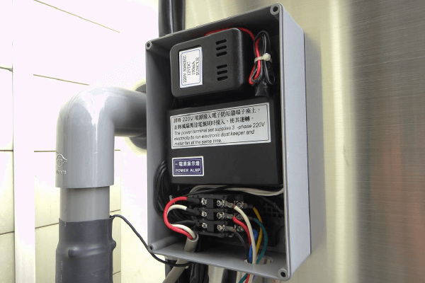 Cooling tower electronic anti-scaling technology integrated into SCT closed-loop design